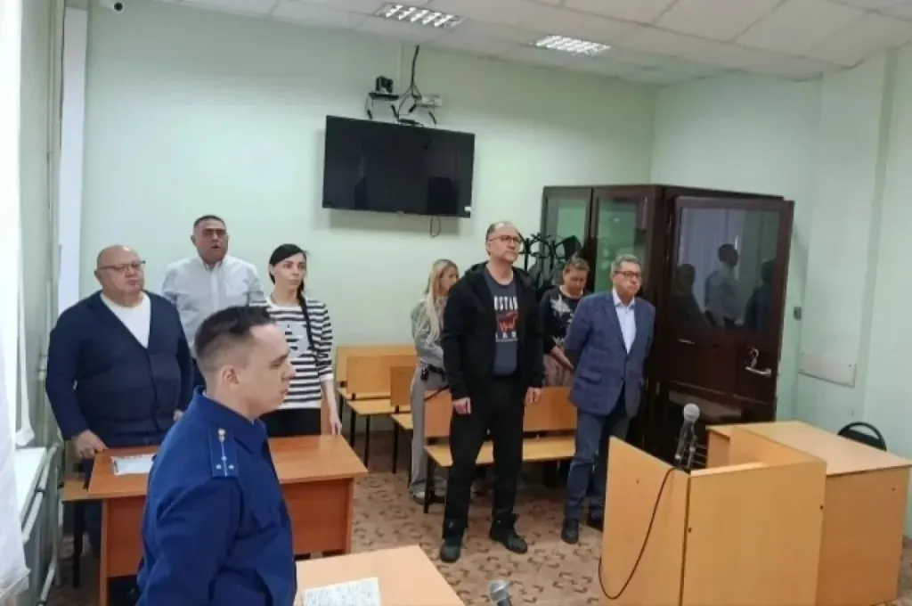 Экс-главврача онкодиспансера в Ижевске осудили на 7,5 года за взятки